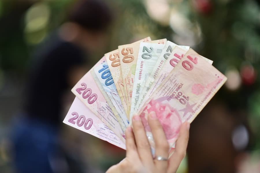 ANP multa distribuidoras em mais de R$ 700 mi por preços abusivos